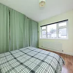 Cozy 3 Bedroom Perfect For Longer Dublin