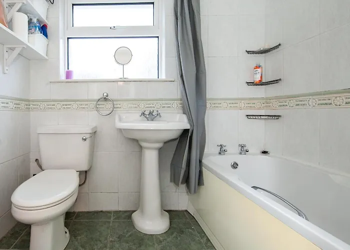 Cozy 3 Bedroom Perfect For Longer Dublin